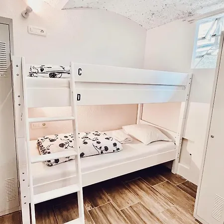 Lina Λιουμπλιάνα