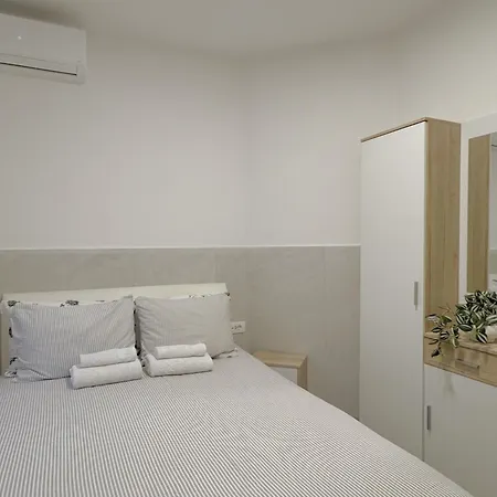 Lina 3* Λιουμπλιάνα