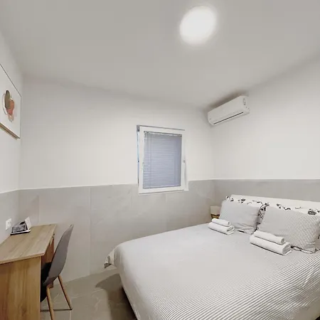 Lina بيت ضيافة