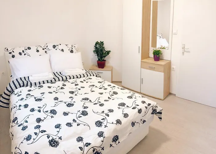 Lina بيت ضيافة 3*