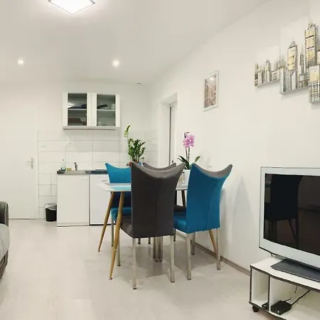 Lina 3* Ljubljana