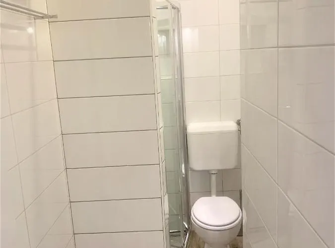 Lina Penzion Lublaň