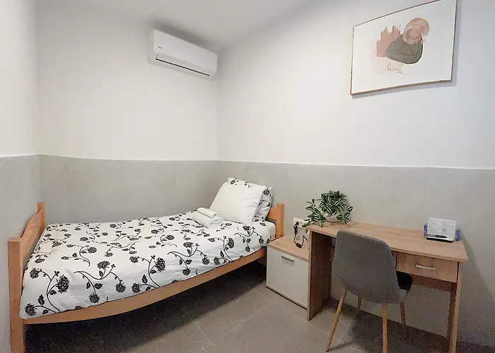 Lina Penzion Lublaň